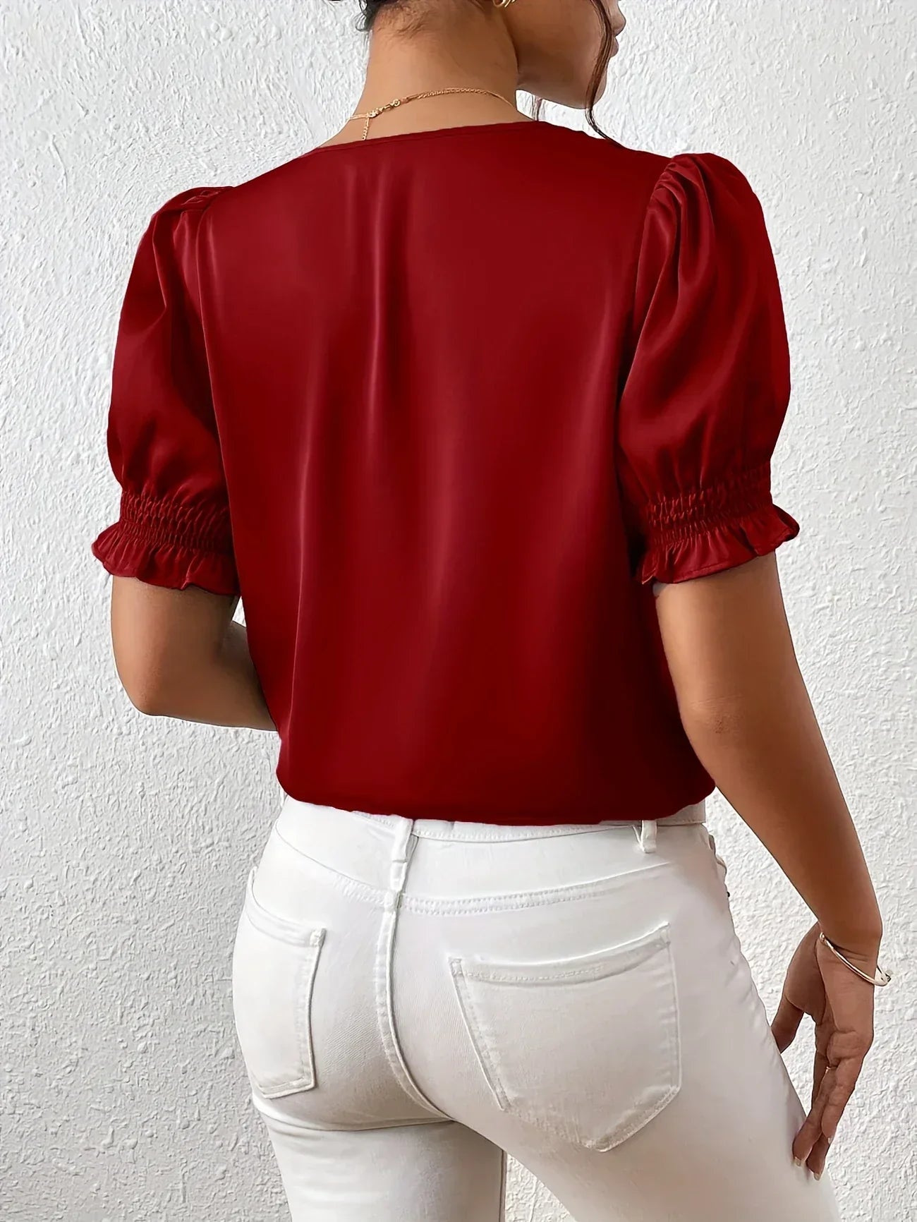 Abella™ | Elegant Blouse with V-Neck and Puff Sleeves