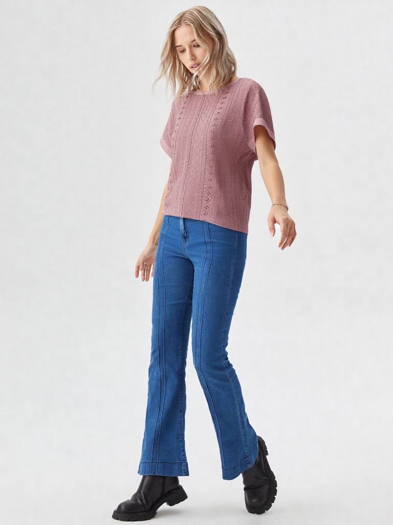 Riza - Eyelet Top