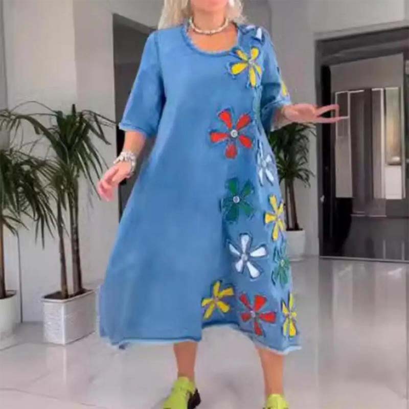 Marilyn - Casual dress with round neck