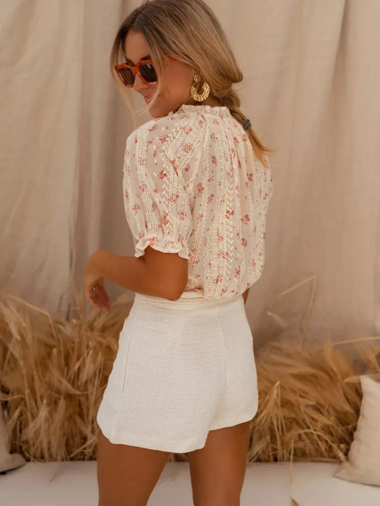 Elina™ | Floral Blouse with Summery Charm