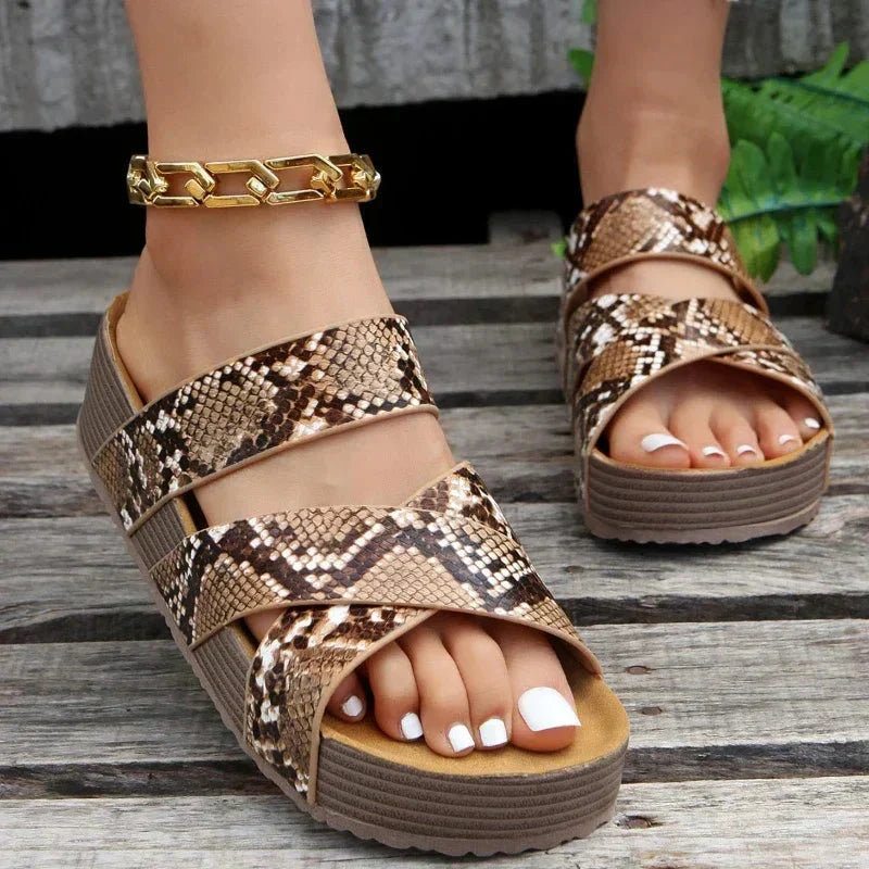 Madeleine™ | Orthopedic leather sandals