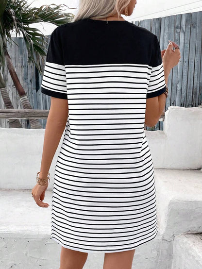 Marilyn - Casual Striped Dress with Heart Patchwork Print