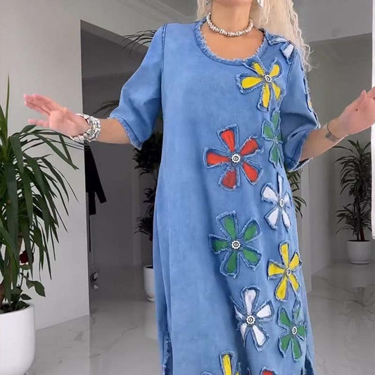 Marilyn - Casual dress with round neck
