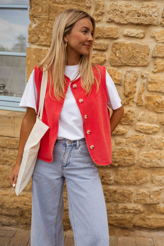 Lina™ | Summer Vest with Retro Flair