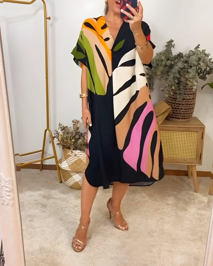 Marilyn - Casual dress with colorful foliage print for a fresh and natural look